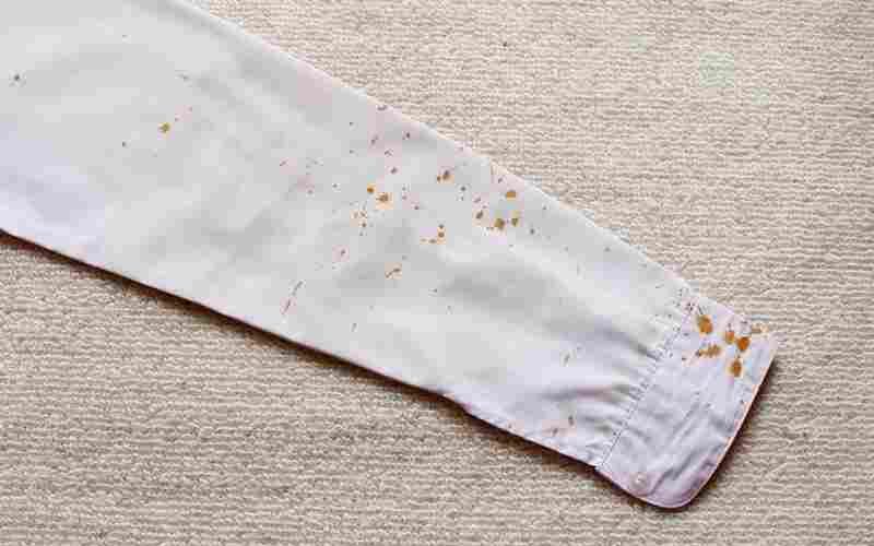How to Remove Brown Coloured Permanent Stains from Clothes